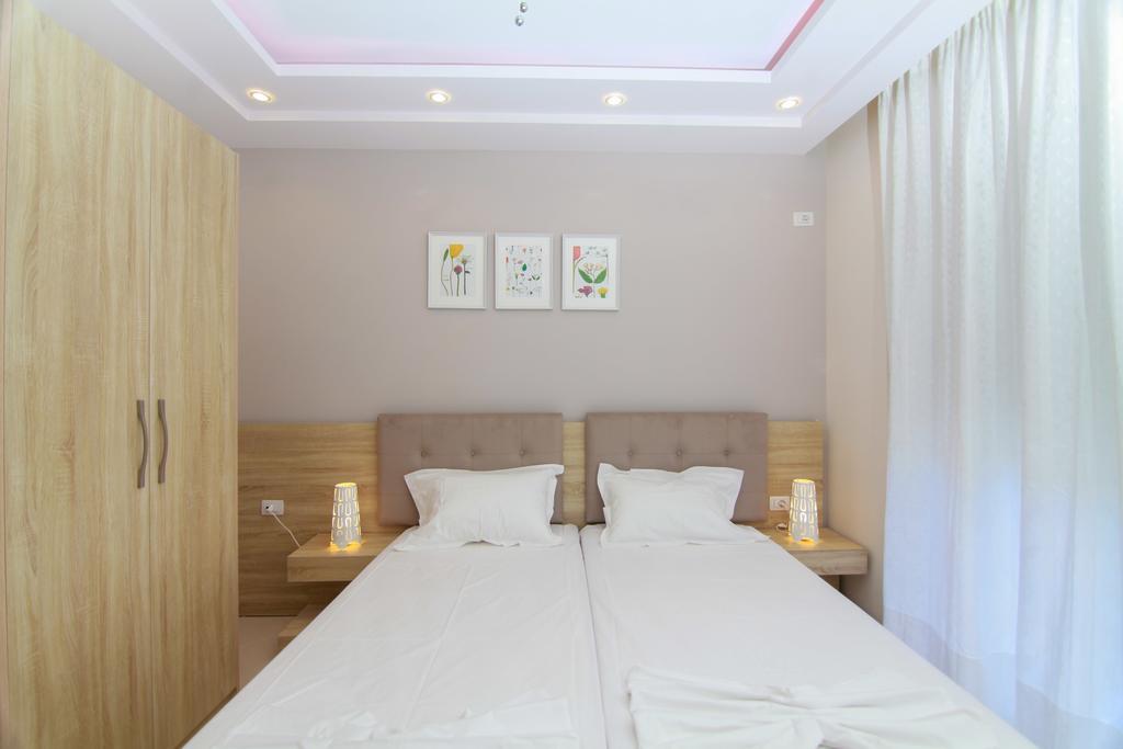 Blue Sea Apartments ซารานเดอ ภายนอก รูปภาพ